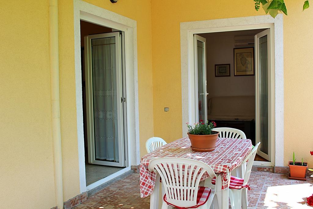 روفينج Apartment Girasole المظهر الخارجي الصورة