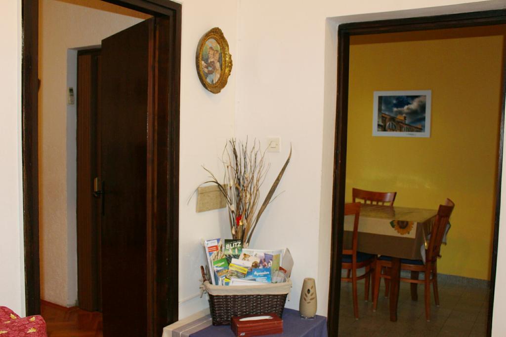 روفينج Apartment Girasole المظهر الخارجي الصورة