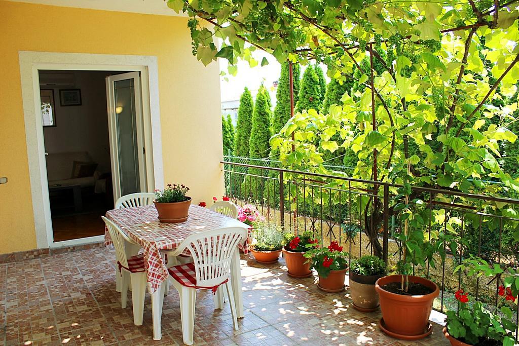 روفينج Apartment Girasole المظهر الخارجي الصورة