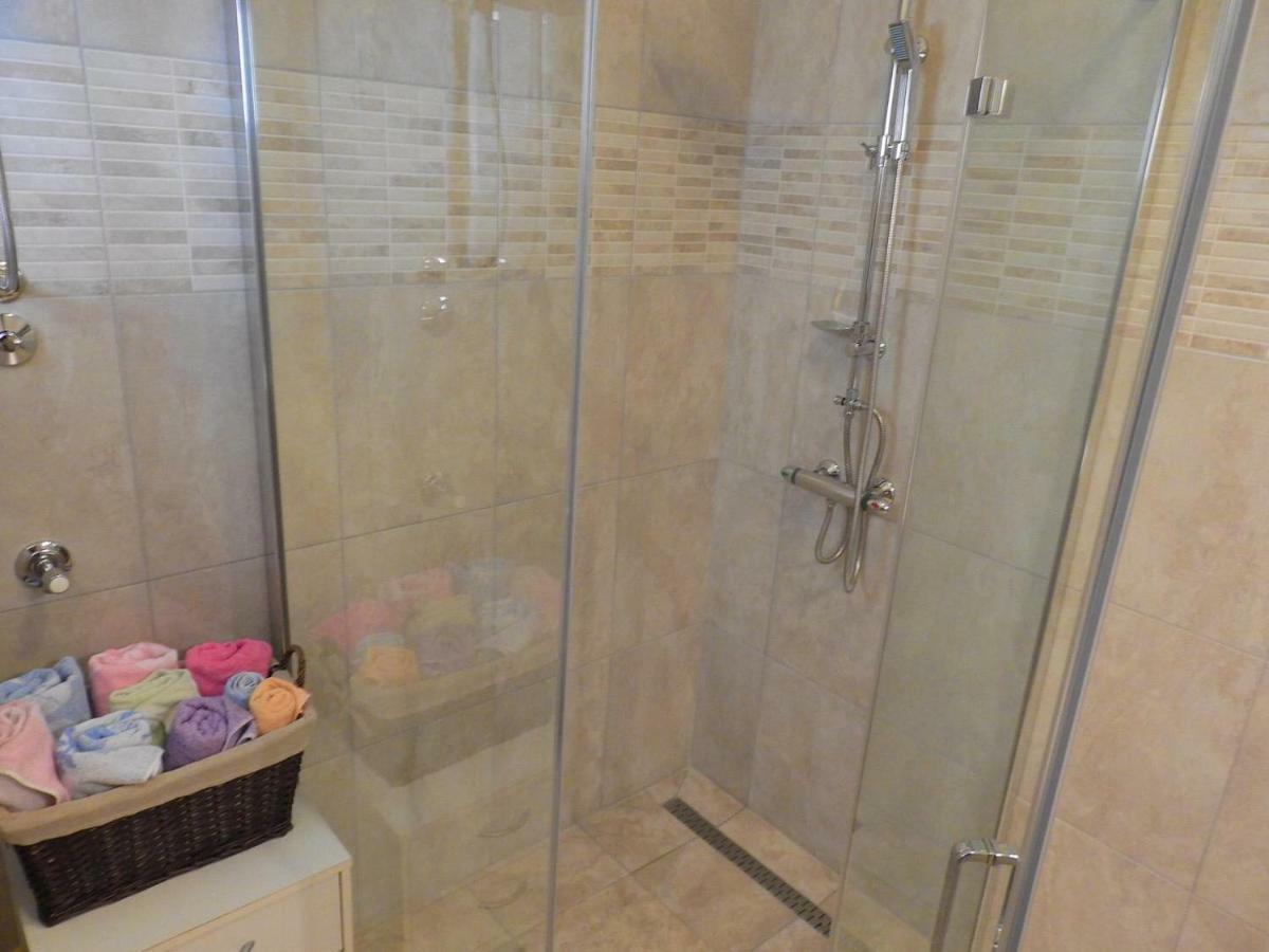 روفينج Apartment Girasole المظهر الخارجي الصورة